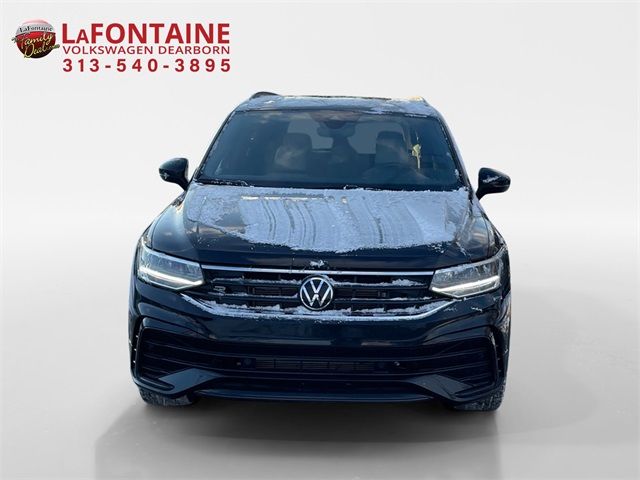 2024 Volkswagen Tiguan SE R-Line Black