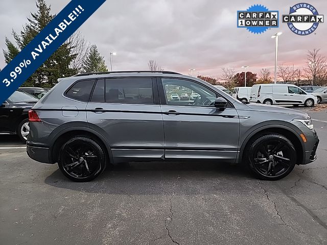 2024 Volkswagen Tiguan SE R-Line Black