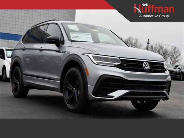 2024 Volkswagen Tiguan SE R-Line Black