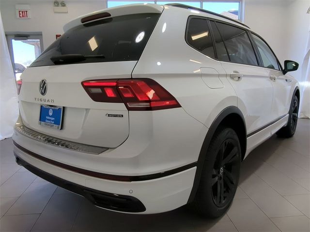 2024 Volkswagen Tiguan SE R-Line Black