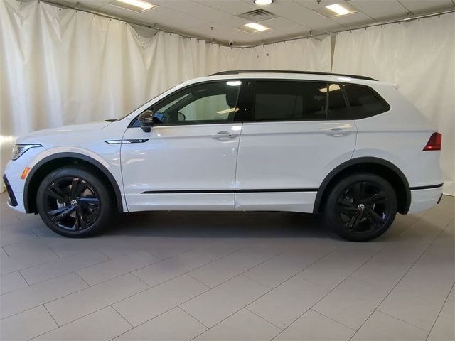 2024 Volkswagen Tiguan SE R-Line Black