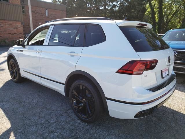 2024 Volkswagen Tiguan SE R-Line Black