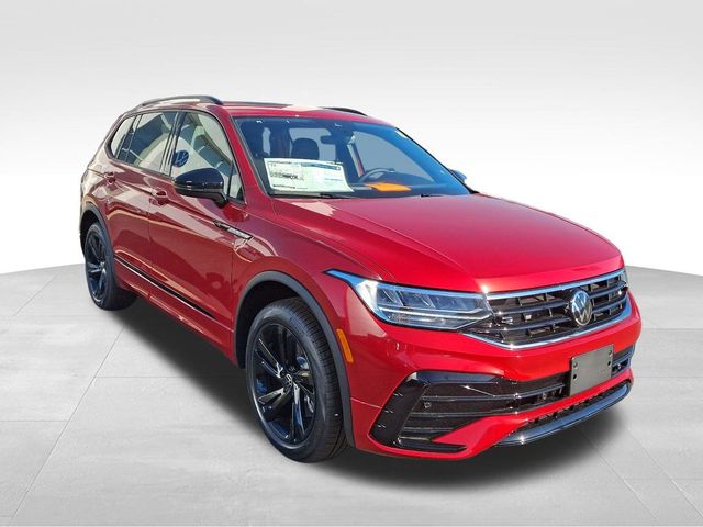 2024 Volkswagen Tiguan SE R-Line Black