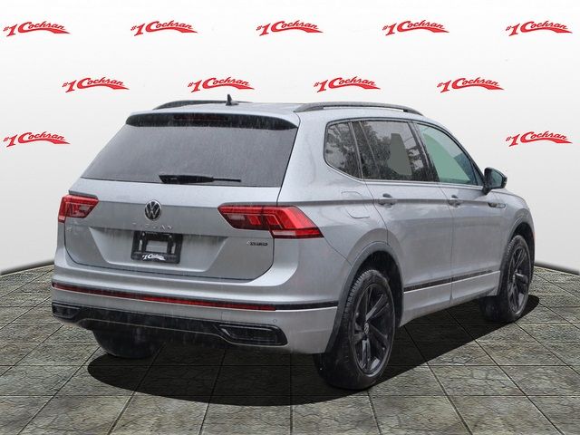 2024 Volkswagen Tiguan SE R-Line Black