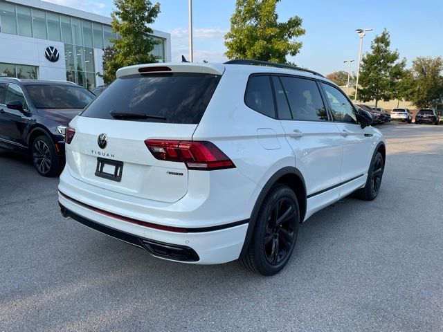 2024 Volkswagen Tiguan/Taos SE R-Line Black