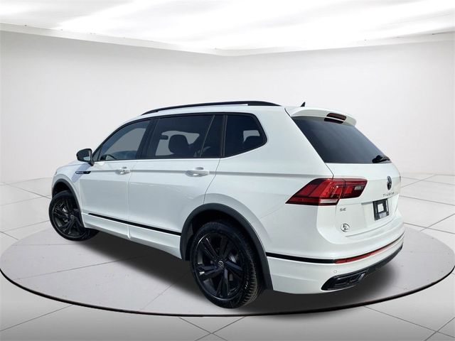 2024 Volkswagen Tiguan/Taos SE R-Line Black