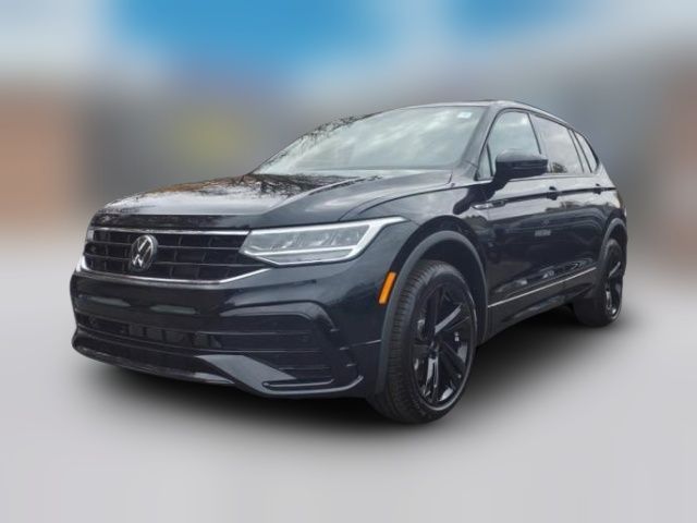 2024 Volkswagen Tiguan SE R-Line Black