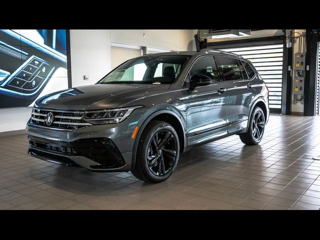 2024 Volkswagen Tiguan SE R-Line Black