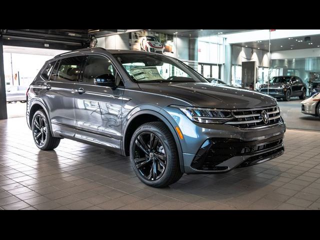 2024 Volkswagen Tiguan SE R-Line Black