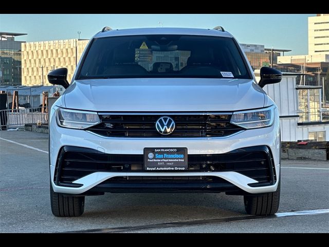 2024 Volkswagen Tiguan SE R-Line Black