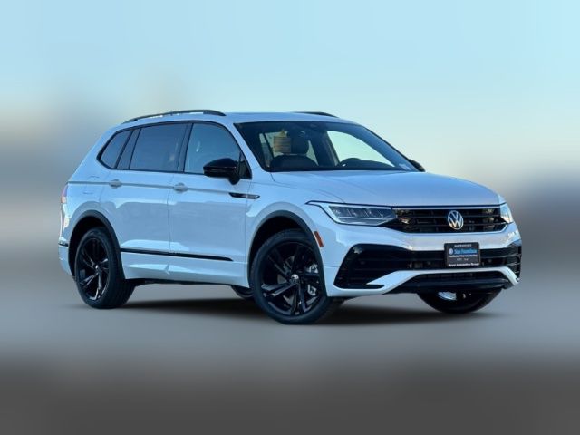 2024 Volkswagen Tiguan SE R-Line Black