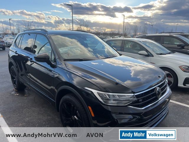 2024 Volkswagen Tiguan SE R-Line Black