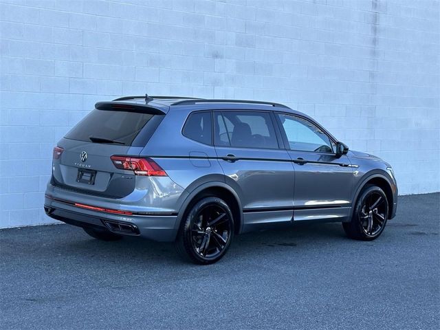 2024 Volkswagen Tiguan/Taos SE R-Line Black