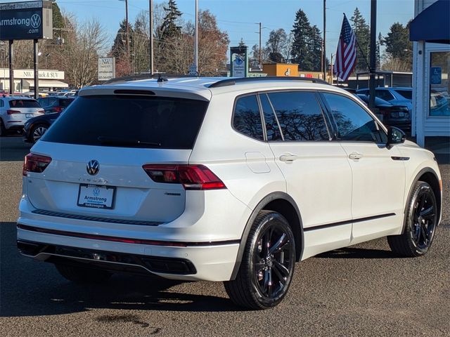 2024 Volkswagen Tiguan SE R-Line Black