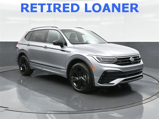 2024 Volkswagen Tiguan SE R-Line Black