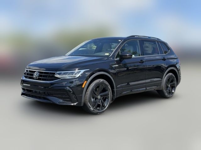 2024 Volkswagen Tiguan SE R-Line Black