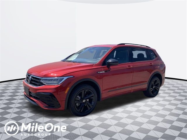 2024 Volkswagen Tiguan SE R-Line Black