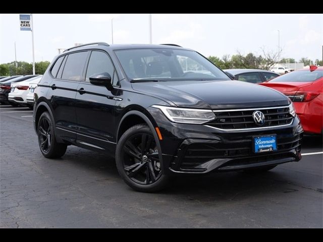 2024 Volkswagen Tiguan SE R-Line Black