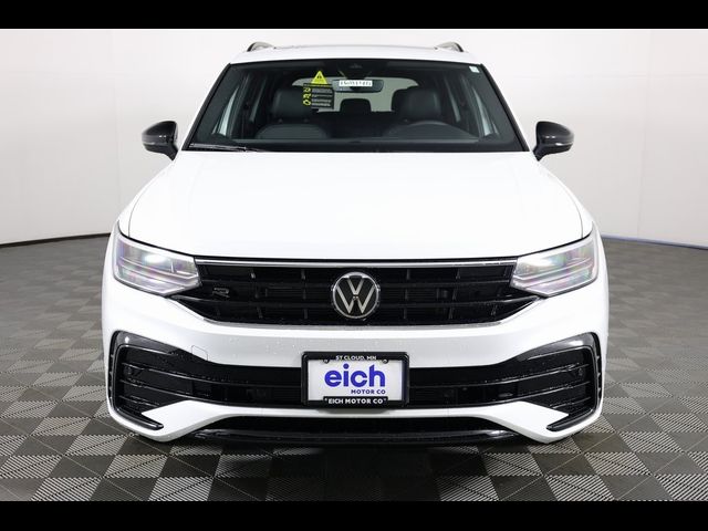 2024 Volkswagen Tiguan SE R-Line Black