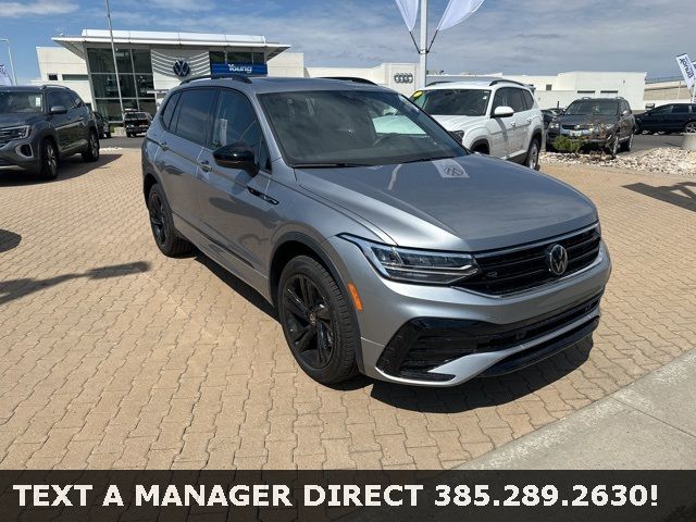 2024 Volkswagen Tiguan SE R-Line Black