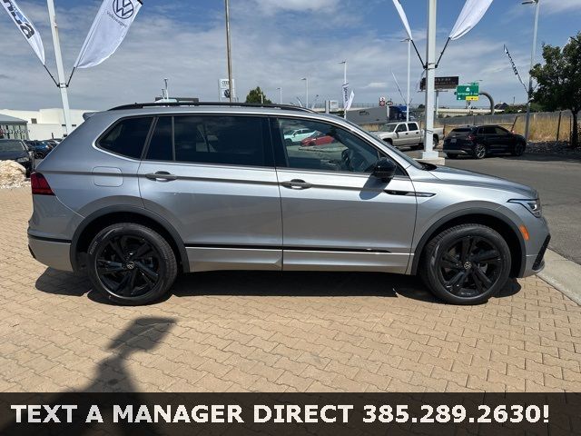 2024 Volkswagen Tiguan SE R-Line Black