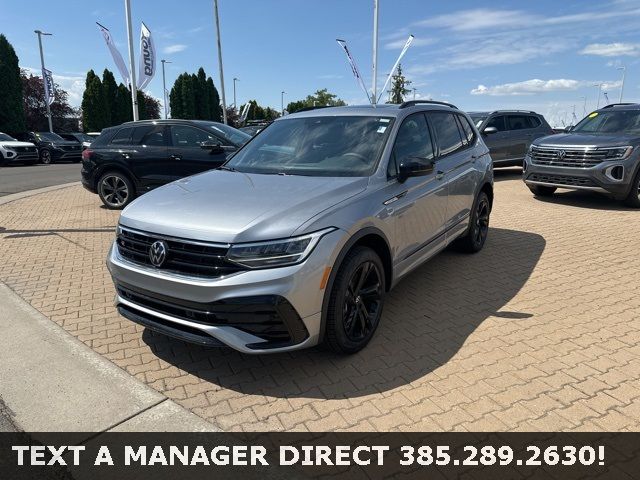 2024 Volkswagen Tiguan SE R-Line Black