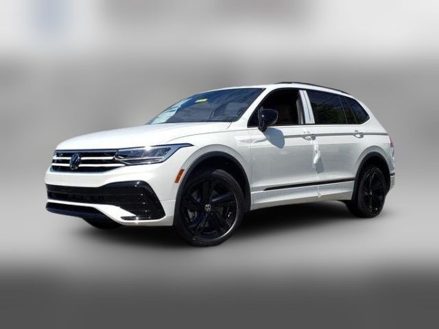 2024 Volkswagen Tiguan SE R-Line Black