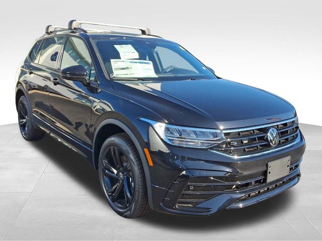 2024 Volkswagen Tiguan/Taos SE R-Line Black