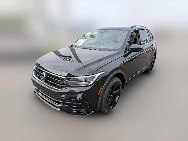 2024 Volkswagen Tiguan SE R-Line Black