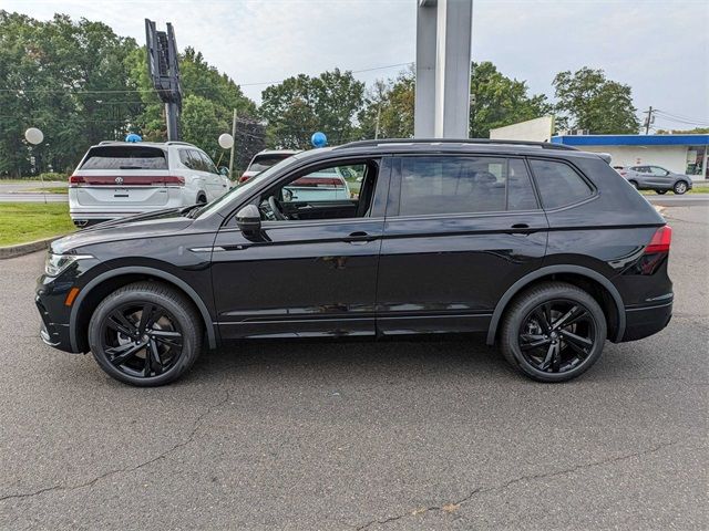 2024 Volkswagen Tiguan SE R-Line Black