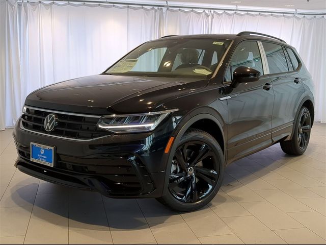 2024 Volkswagen Tiguan SE R-Line Black