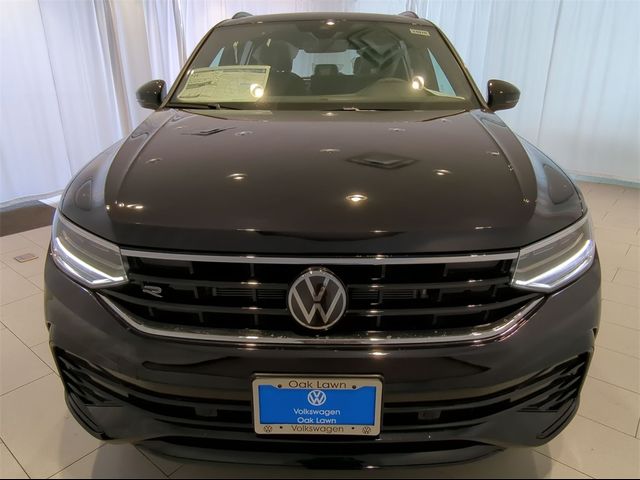 2024 Volkswagen Tiguan SE R-Line Black