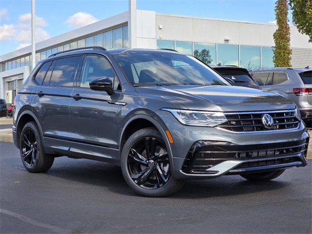 2024 Volkswagen Tiguan/Taos SE R-Line Black