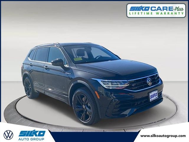 2024 Volkswagen Tiguan SE R-Line Black