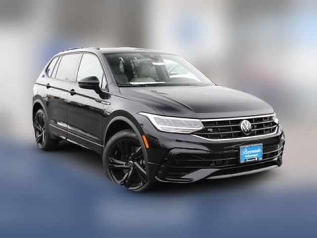 2024 Volkswagen Tiguan SE R-Line Black