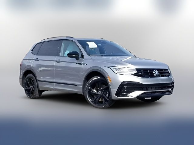 2024 Volkswagen Tiguan SE R-Line Black