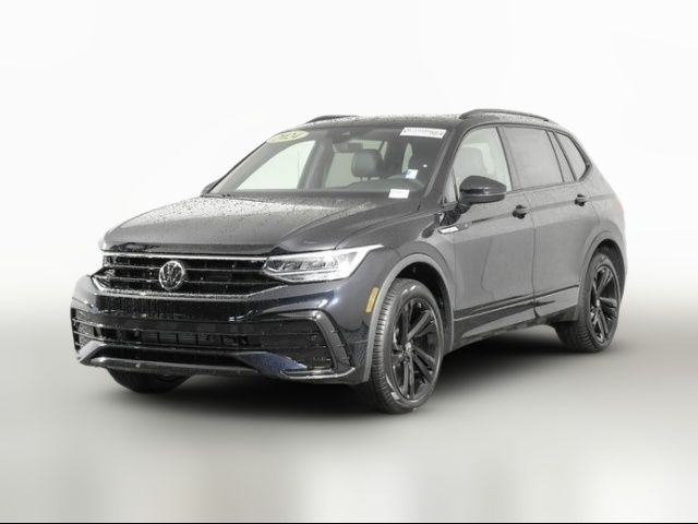 2024 Volkswagen Tiguan/Taos SE R-Line Black