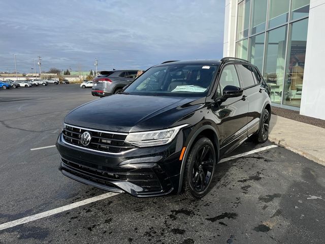 2024 Volkswagen Tiguan/Taos SE R-Line Black