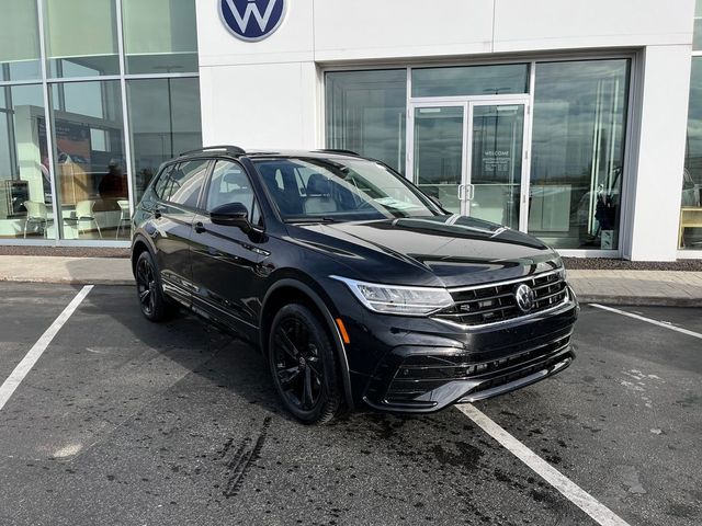 2024 Volkswagen Tiguan/Taos SE R-Line Black