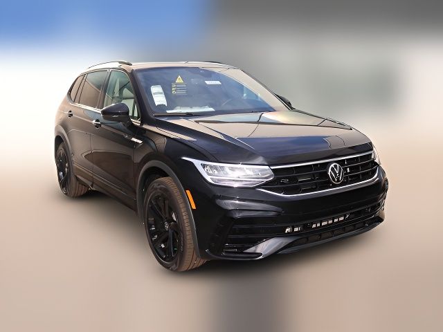 2024 Volkswagen Tiguan SE R-Line Black