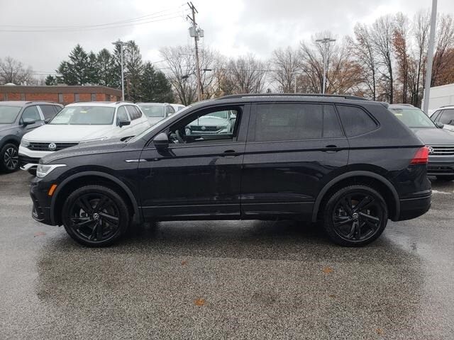 2024 Volkswagen Tiguan/Taos SE R-Line Black