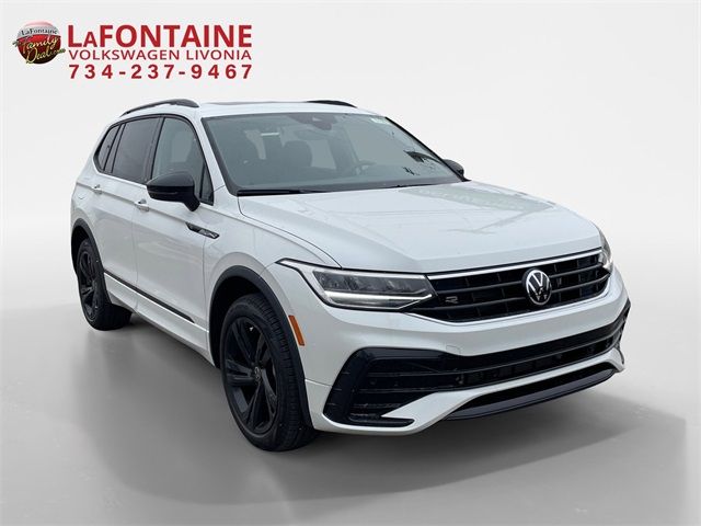 2024 Volkswagen Tiguan SE R-Line Black