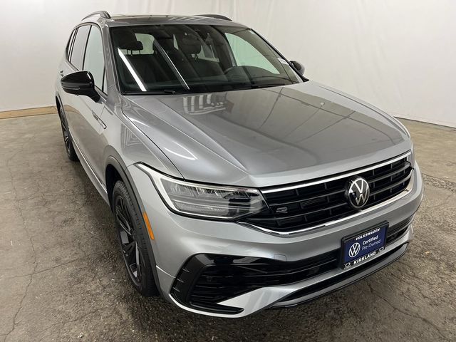 2024 Volkswagen Tiguan SE R-Line Black