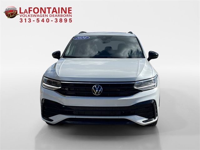 2024 Volkswagen Tiguan SE R-Line Black