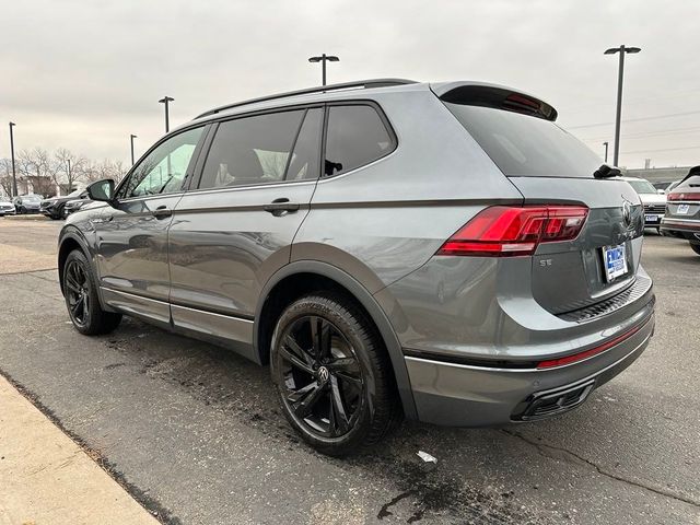 2024 Volkswagen Tiguan SE R-Line Black