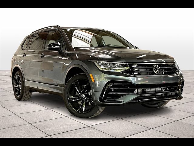 2024 Volkswagen Tiguan SE R-Line Black