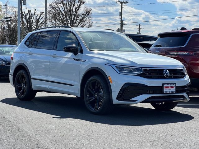 2024 Volkswagen Tiguan SE R-Line Black