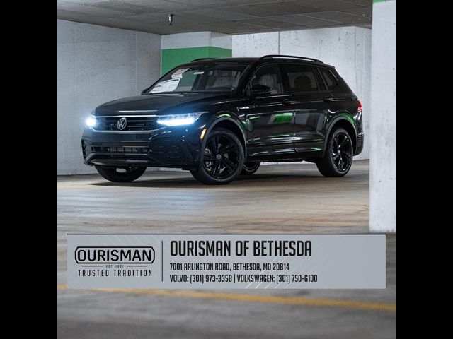 2024 Volkswagen Tiguan SE R-Line Black