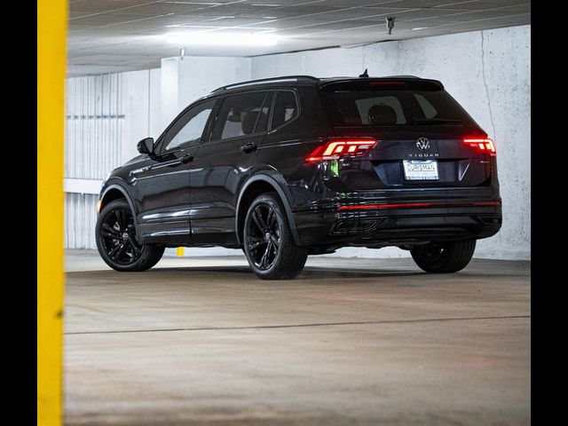 2024 Volkswagen Tiguan SE R-Line Black