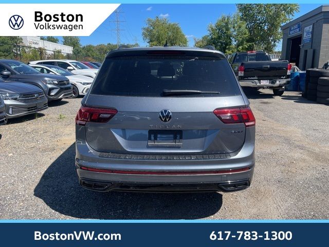 2024 Volkswagen Tiguan SE R-Line Black